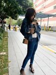 黑丝玉足反差女大学生，商场试衣间立口爆足交不雅私拍