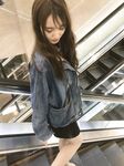 黑丝玉足反差女大学生，商场试衣间立口爆足交不雅私拍