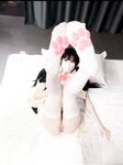 Twitter legal Kawaii Loli tender girl [Question ET] trained the dog for the first time and tried to crawl in the parking lot, the twin-tailed super tender little bitch was filmed so many times