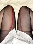 6月新品，推特12萬粉絲，大二反差婊【一人偶】門檻福利，宿舍內各種誘惑自慰，一線天饅頭逼各種絲襪