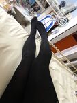 6月新品，推特12萬粉絲，大二反差婊【一人偶】門檻福利，宿舍內各種誘惑自慰，一線天饅頭逼各種絲襪