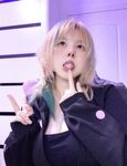 트위터 최고 인기 여고생 셀카, 가슴 진짜 크고 얼굴도 크고 몸매도 최고예요. 단연 세계 최고예요.