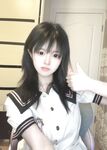 트위터 최고 인기 여고생 셀카, 가슴 진짜 크고 얼굴도 크고 몸매도 최고예요. 단연 세계 최고예요.