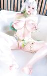 Big tits and a beautiful voluptuous Loli, a pair of big tits are particularly eye-catching, you can grab your tits and lick your nipples
