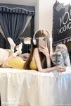 팔로워 145만 명을 보유한 더우인 인플루언서 @InvincibleTyrannosaurusWarGod(샤오야팅)의 비공개 위챗 모멘트 영상 모음입니다.