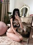 팔로워 145만 명을 보유한 더우인 인플루언서 @InvincibleTyrannosaurusWarGod(샤오야팅)의 비공개 위챗 모멘트 영상 모음입니다.