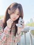[원본 카메라 유출] 유명 키다리 코스플레이어의 큰 성기를 가진 남자친구와의 사생활, 얼굴이 드러난 성관계 셀카 등 유출된 원본 파일 (워터마크 없음).