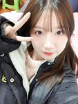 【原相機泄密】護士騷貨廣東高顏值女大學生腰臀比完美，被高年級學長約炮酒店露臉猛干，原檔無水印