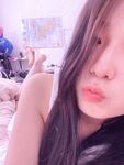 【原相機泄密】生活照美麗大方，床照淫盪母狗，超級反差女大生露臉啪啪性愛自拍視圖流出，原檔無水印