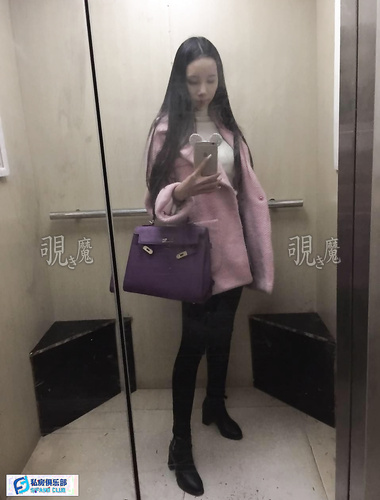 ภาพถ่ายส่วนตัวของนางแบบสาว+ภาพถ่ายชีวิตประจำวัน