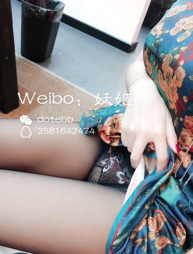 Sutera hitam Wanjujiang-cheongsam