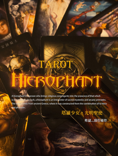 Cô Midou chụp ảnh theo ý thích