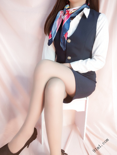 Taotaojiang series (43) worth 234 yuan, China Southern Airlines stewardess uniform vibrating massage stick, tear open socks, masturbate and play with pussy, original high definition