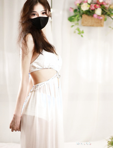 Đồ lót ngọc trai Su Qianqian