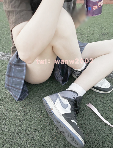 Twitter蘿莉〖wanw2002〗露出調教 商場 車庫 樓道 吃雞啪啪，高挑完美身材被大肉棒狠干 超極品反差