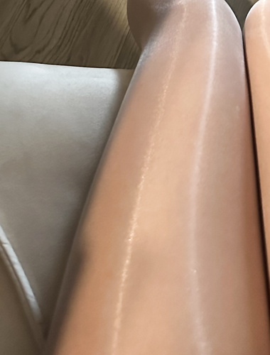 保守的な二番目の叔母-セクシーなピンクのハート