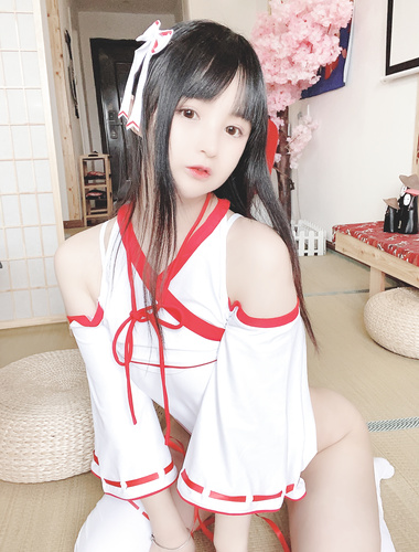 Sakurai Nene NO.001 Penyihir