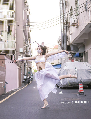 【深夜企劃】極品模特【峰不二子】-仙女玉兔下凡榨汁 濃白精液新鮮美味