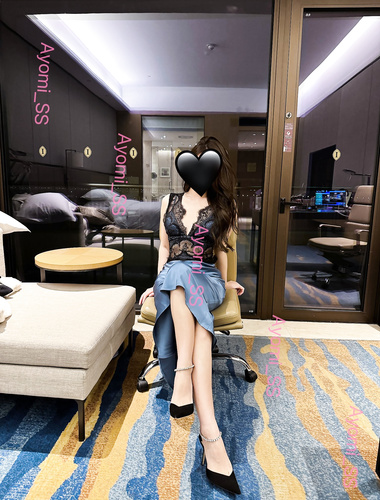 模特身材反差女神【Ayomi_SS】大波浪姐姐叼著內褲被肏 bb里都是白沫沫