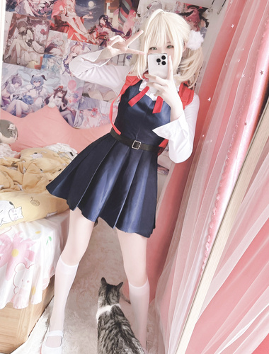 习呆呆- 时雨雨衣