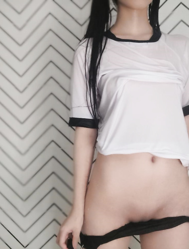 Ang Wink ay isang cute na wink-bathroom gymnastics suit [36P 11.7MB]