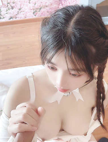 Twitter nước sốt thỏ tương phản cao là một cô gái ngọt ngào