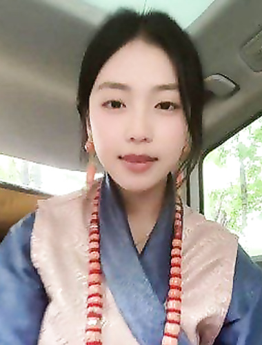 Aiwei's Selection of High-Value, Contrasting Beauties - Issue 15