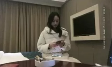 เทพธิดารักแรกอันบริสุทธิ์คุณภาพสูงเช่นนี้ทำให้ผู้คนเข้าใจผิดว่าพวกเขากำลังมีความรักมันหายากจริงๆ