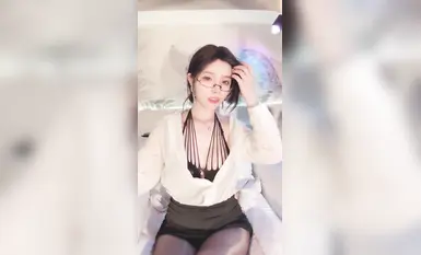 喷水姬【若汐(白熙)】魔鬼身材~绝美白虎~黑丝透视足交~爆插狂喷~各种丝袜(35)