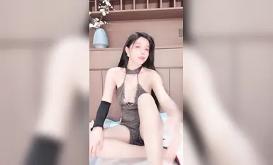 噴水姬【若汐(白熙)】魔鬼身材~絕美白虎~黑絲透視足交~爆插狂噴~各種絲襪  (43)