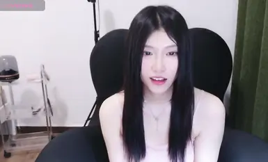 Stripchat dewi baru Rainybaby debut dalam rancangan melancap bogel penuh (10)