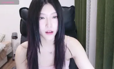 Stripchat 新女神降臨 Rainybaby首次門票大秀 全裸自慰絕美 (7)