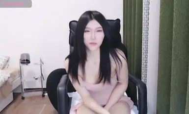 Stripchat 新女神降臨 Rainybaby首次門票大秀 全裸自慰絕美 (7)