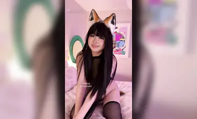 Twitterの最高の阿黒炎雌犬「ププププ」「あなたの狐の悪魔の彼女が人間の女の子を演じる2日目」黒い絹のチャイナドレス+アナルテール、鏡の前で首を絞められて、私は気が狂った阿黒炎