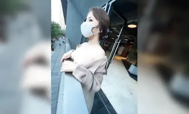 ราชินีเซ็กซี่เก้าหัว "เมียเจ้าชู้ตัวแม่" สโมสรไฟล์ใหม่จับชายโสดสองคนในห้องน้ำโดยบังเอิญเพื่อมีเซ็กส์จากด้านหน้าและด้านหลังเพื่อเย็ดช่องคลอดที่บวมและหลั่งบนปาก (2)