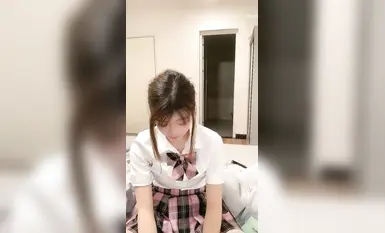 [가가가 크게 먹지 않아요] 최고의 여자! 반항적인 10대 미녀가 하얀 스타킹을 신고 누드 댄스 쇼를 선보입니다. 너무 섹시해서 코피가 날 정도입니다.