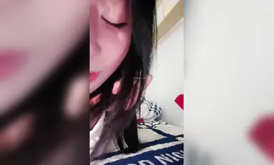 大奶美女【甜甜甜甜甜甜酱】疯狂扣穴自慰_1