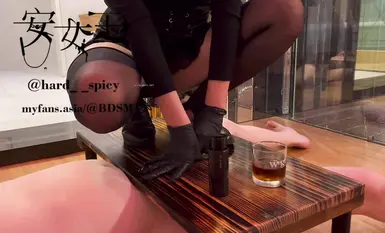 ราชินีอันจะมอบรางวัลเล็กๆ น้อยๆ ให้คุณเป็นเวลา 20 นาที