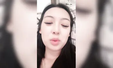 2025年4月，極品模特般的女神【泡芙】真的是漂亮，明星臉，跟剛退伍的小男友啪啪，雪白蜜桃翹臀遭罪了 (8)