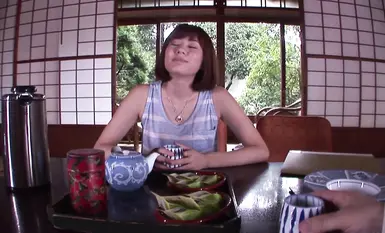 [Mosaic Destruction] [Chinese Subtitles] DV-1344 [Great Deal] Sex with Yumachin sa isang Hot Spring Trip. Nagsanib-puwersa sila mula sa harapan sa bathtub, at niyugyog ni Yumachin ang kanyang balakang. Kahit na nasa posisyong cowgirl, iniindayog niya ang 