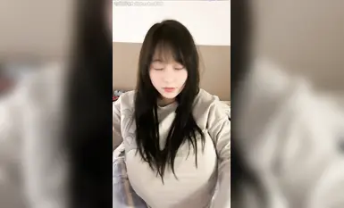 Tidak keterlaluan untuk memanggil gadis comel seperti ini loli, bukan?