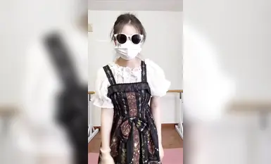 以安激情裸舞一字马(1)