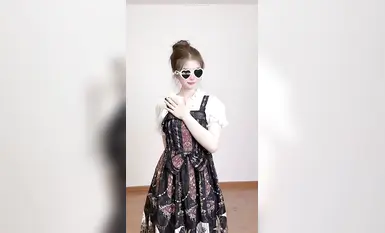 เต้นเปลือยสุดเร่าร้อนของอีอันพร้อมแยกขา (3)