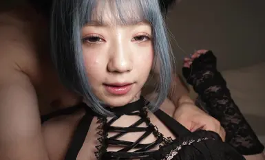 fc2-ppv-4517338 (4) 【4K高清】短短半年粉丝暴增12.5万的“蓝发人气主播”，竟然用裸露的中出镜头背叛粉丝。珍稀影片首次公开。*价格将分阶段上涨