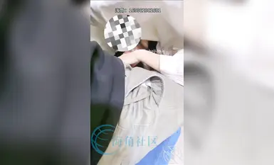 Cape Community (น้องสาวฉันและฉัน) น้องสาวฉันเลียน้องชายของเธอใต้โต๊ะ