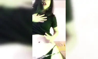 大四就當寶媽的抖音反差母狗，年輕就是耐不住寂寞，大尺度裸舞私拍，又能緩解自己被視奸的慾望，還能滿足榜一大哥 (2)