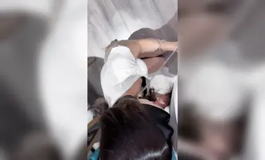 리틀 K 발렌티노 퀸 발렌티노 윌로우 스터드 = 스피드 슈즈? 이 자세를 얼마나 오래 유지할 수 있나요? (1)