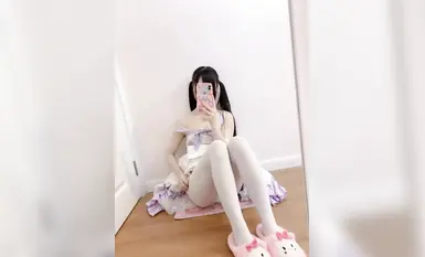 Double ponytail white tender big one little bitch, Lolita white silk beautiful legs, large scale self-insertion pink hole super temptation (1)