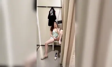 極品身材黑絲少婦，黑絲美腿自慰揉胸 (3)