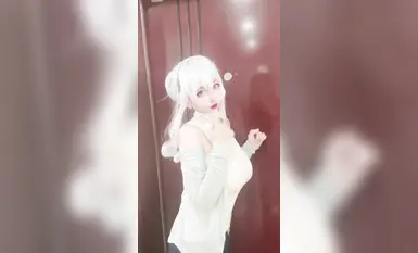 最高に高価値なコントラストのビッチ女子大生、様々なコスプレの楽しみの誘惑（2）